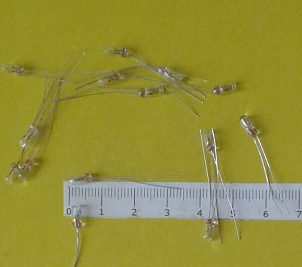 Лампочка-Авто. 12v 3mm 70/80ma